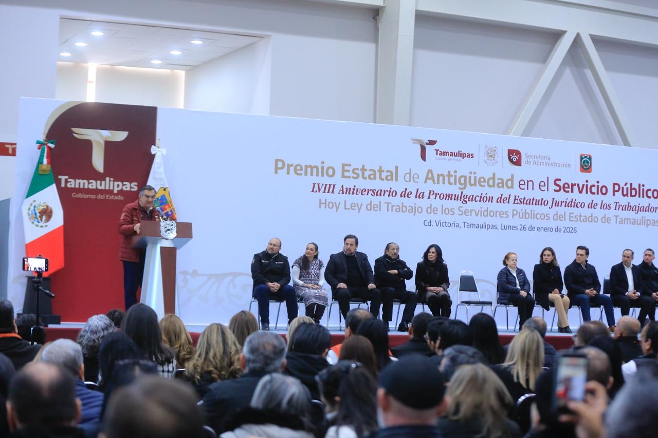 Aumento salarial y pensiones seguras garantiza Américo a las y los trabajadores del Estado
