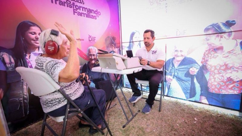 DIF Tamaulipas prioriza la salud auditiva con servicios gratuitos y entrega de auxiliares