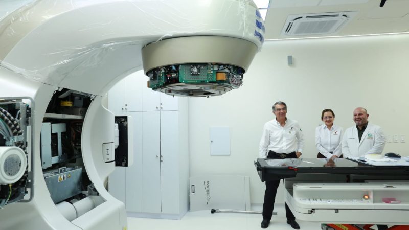 Supervisa Américo modernización del Centro Oncológico de Tamaulipas