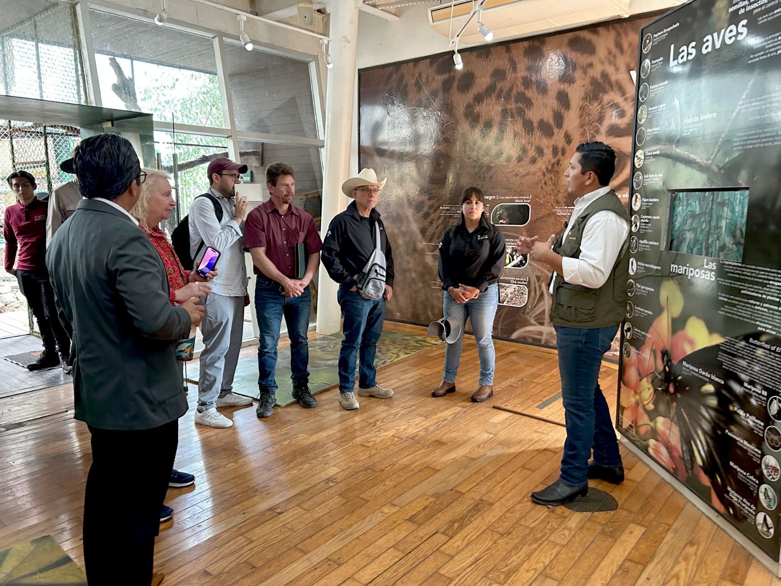 Coordinan estrategia para evitar propagación del gusano barrenador en fauna silvestre